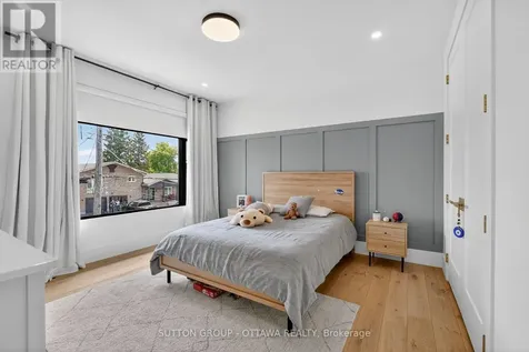 1533 Rosebella Avenue Ottawa ON K1T 1G6