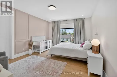 1533 Rosebella Avenue Ottawa ON K1T 1G6