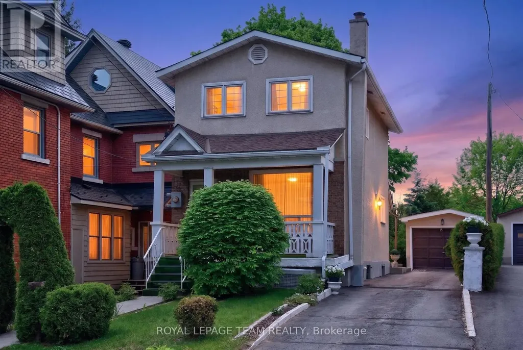 274 Breezehill Avenue South Ottawa ON K1Y 2J3