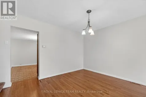 274 Breezehill Avenue South Ottawa ON K1Y 2J3