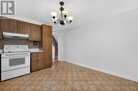274 Breezehill Avenue South Ottawa ON K1Y 2J3