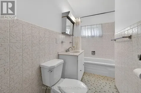 274 Breezehill Avenue South Ottawa ON K1Y 2J3