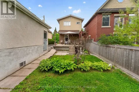 274 Breezehill Avenue South Ottawa ON K1Y 2J3