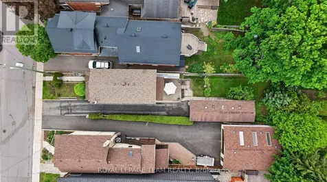 274 Breezehill Avenue South Ottawa ON K1Y 2J3