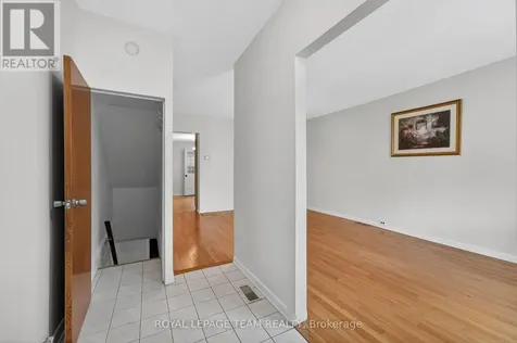 274 Breezehill Avenue South Ottawa ON K1Y 2J3