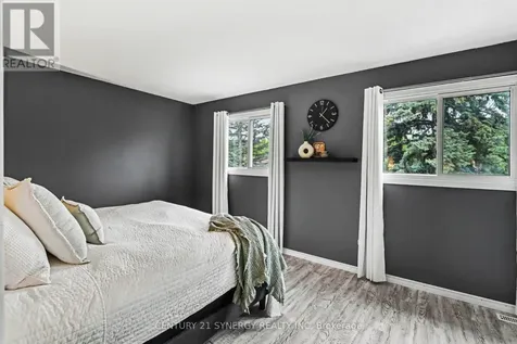 220 Millroad Way Ottawa ON K1E 2C9