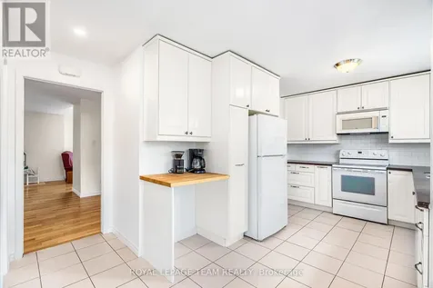 182 Owl Drive Ottawa ON K1V 9P6