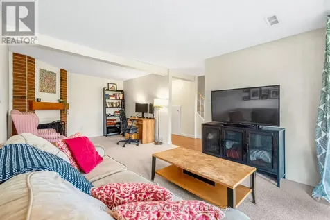 182 Owl Drive Ottawa ON K1V 9P6
