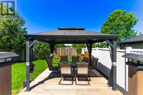 2164 Sojourn Street Ottawa ON K4A 4E2