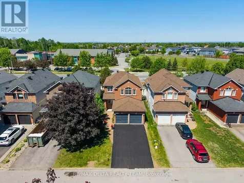 2164 Sojourn Street Ottawa ON K4A 4E2