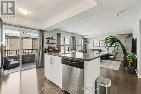 301B Des Tilleuls Private Ottawa ON K4A 1B7