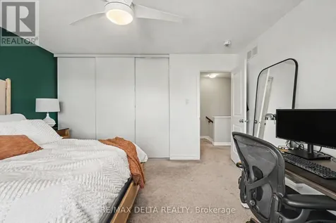 301B Des Tilleuls Private Ottawa ON K4A 1B7