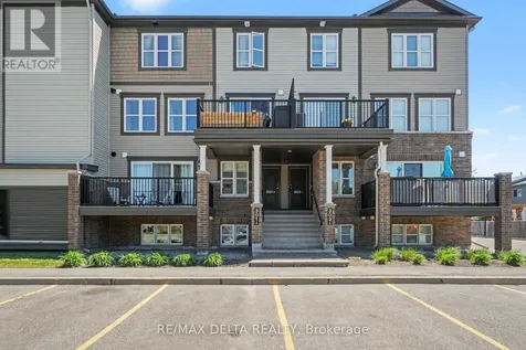 301B Des Tilleuls Private Ottawa ON K4A 1B7