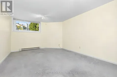 68 Grandcourt Drive Ottawa ON K2G 5W9