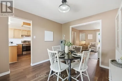 173 Whalings Circle Ottawa ON K2S 1S4