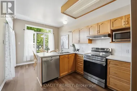 173 Whalings Circle Ottawa ON K2S 1S4