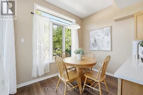 173 Whalings Circle Ottawa ON K2S 1S4