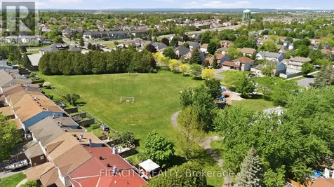 173 Whalings Circle Ottawa ON K2S 1S4
