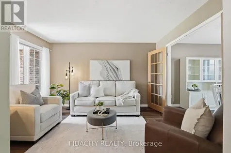 173 Whalings Circle Ottawa ON K2S 1S4