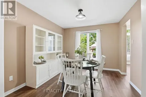 173 Whalings Circle Ottawa ON K2S 1S4