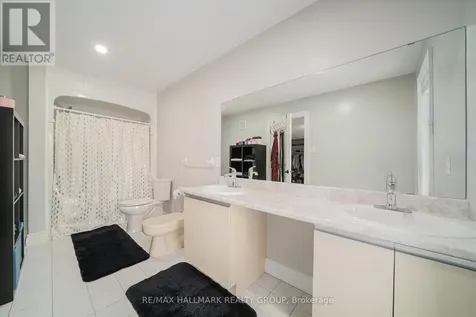 3809 Alderwood Street Ottawa ON K1T 3R3