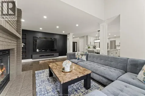 359 Elmgrove Drive Lakeshore ON N8N 4H1
