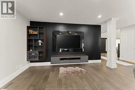 359 Elmgrove Drive Lakeshore ON N8N 4H1