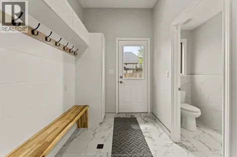 359 Elmgrove Drive Lakeshore ON N8N 4H1
