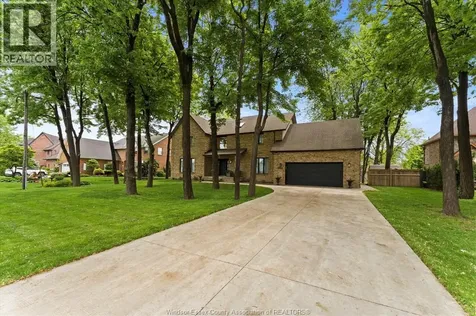 359 Elmgrove Drive Lakeshore ON N8N 4H1