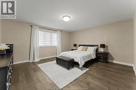 359 Elmgrove Drive Lakeshore ON N8N 4H1