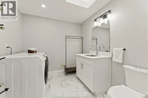 359 Elmgrove Drive Lakeshore ON N8N 4H1