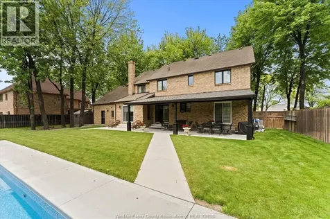 359 Elmgrove Drive Lakeshore ON N8N 4H1