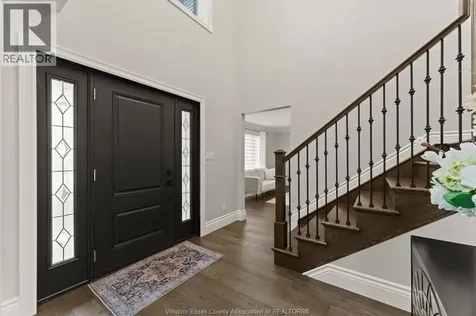 359 Elmgrove Drive Lakeshore ON N8N 4H1