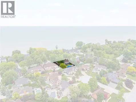 359 Elmgrove Drive Lakeshore ON N8N 4H1