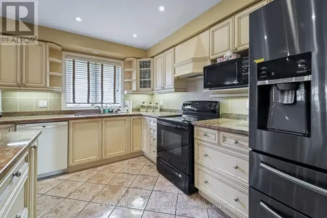 84 Maryland Drive Selwyn ON K9J 6X3