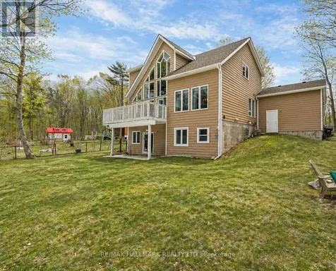 10 Musquake Court Tiny ON L9M 1R2