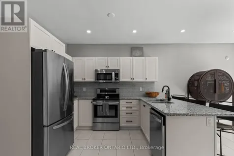 3047 Stone Ridge Boulevard Orillia ON L3V 8J5