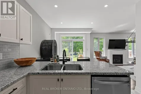 3047 Stone Ridge Boulevard Orillia ON L3V 8J5