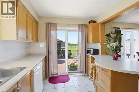 16 Woodland Drive Welland ON L3C 7C9