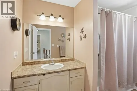 16 Woodland Drive Welland ON L3C 7C9
