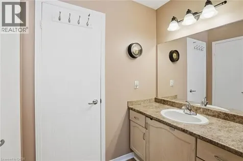 16 Woodland Drive Welland ON L3C 7C9