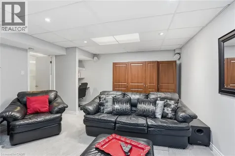 16 Woodland Drive Welland ON L3C 7C9