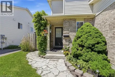 16 Woodland Drive Welland ON L3C 7C9