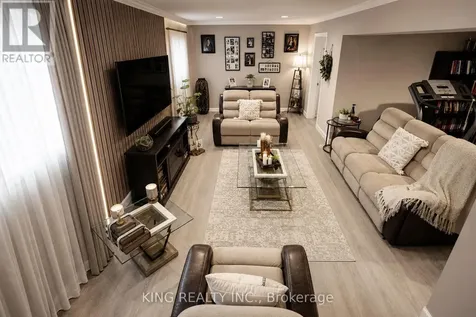 2613 Carissa Avenue Windsor ON N8R 2J8