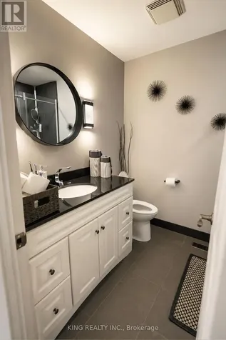 2613 Carissa Avenue Windsor ON N8R 2J8