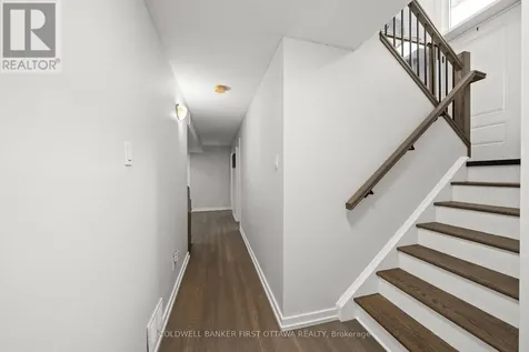 740 Garner Avenue Ottawa ON K1V 6M7