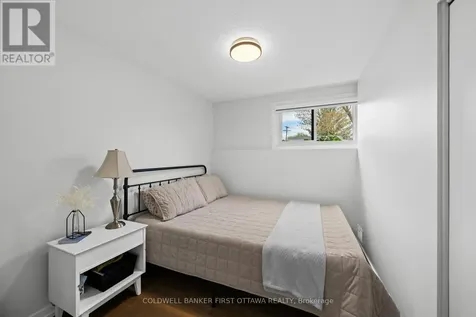 740 Garner Avenue Ottawa ON K1V 6M7