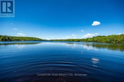 1706 Black Bay Road Petawawa ON K8H 2W8