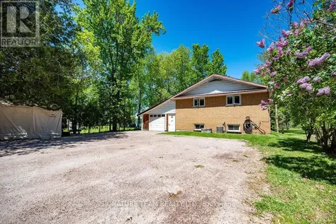 1706 Black Bay Road Petawawa ON K8H 2W8