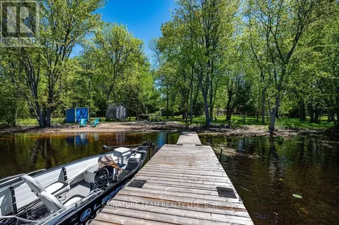 1706 Black Bay Road Petawawa ON K8H 2W8